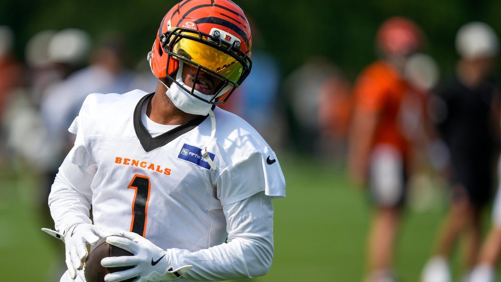 Fantasy football 2026 rankings, draft prep: NFL model reveals QB, RB, WR, TE picks, cheat sheets, ADP, tiers