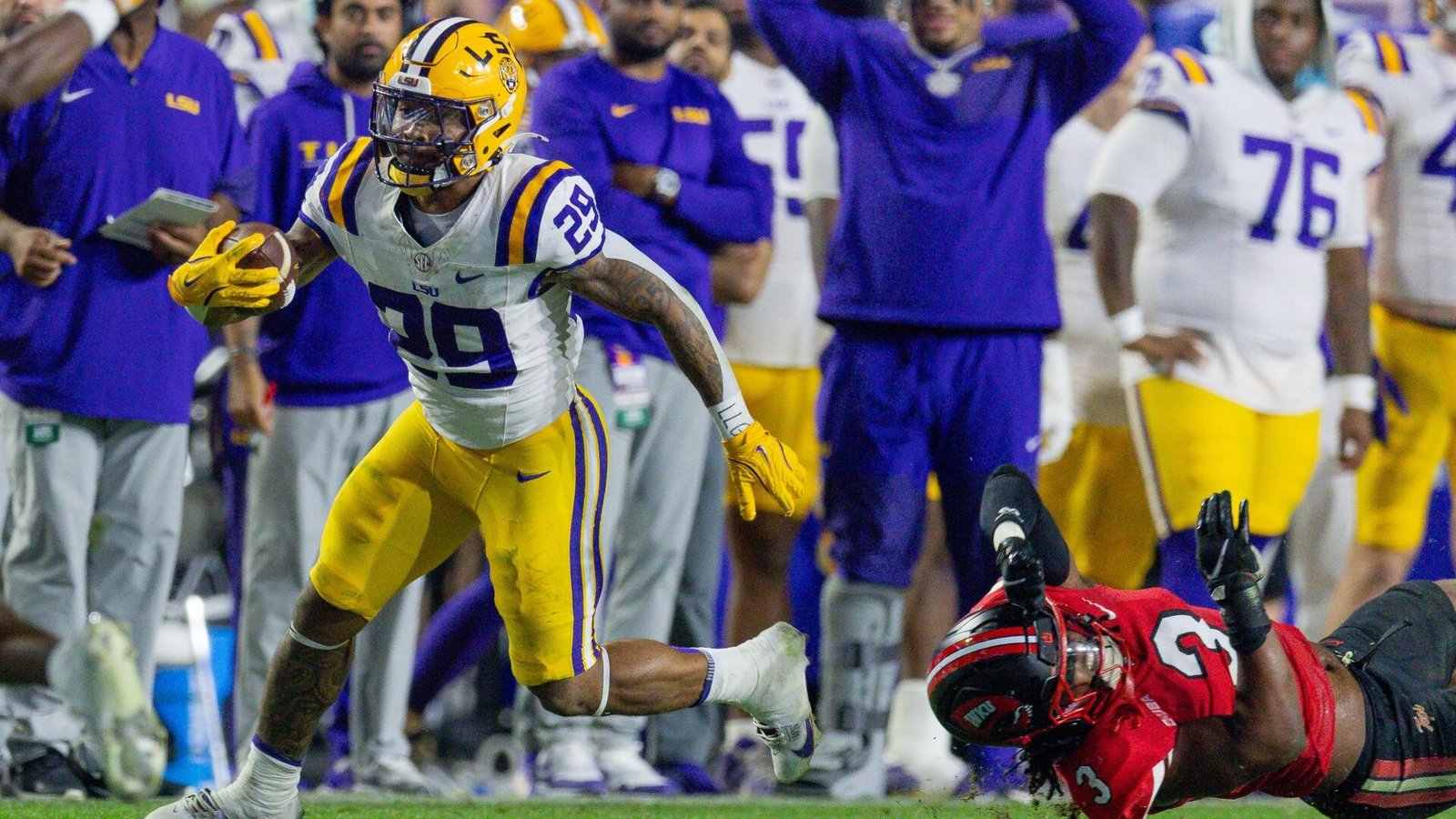 Week 1 College Football Predictions: LSU vs. Clemson Highlights