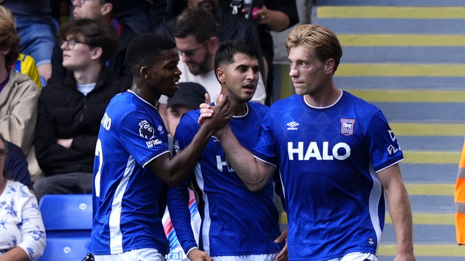 Ipswich Town Secures Dramatic Comeback Victory Over Crystal Palace