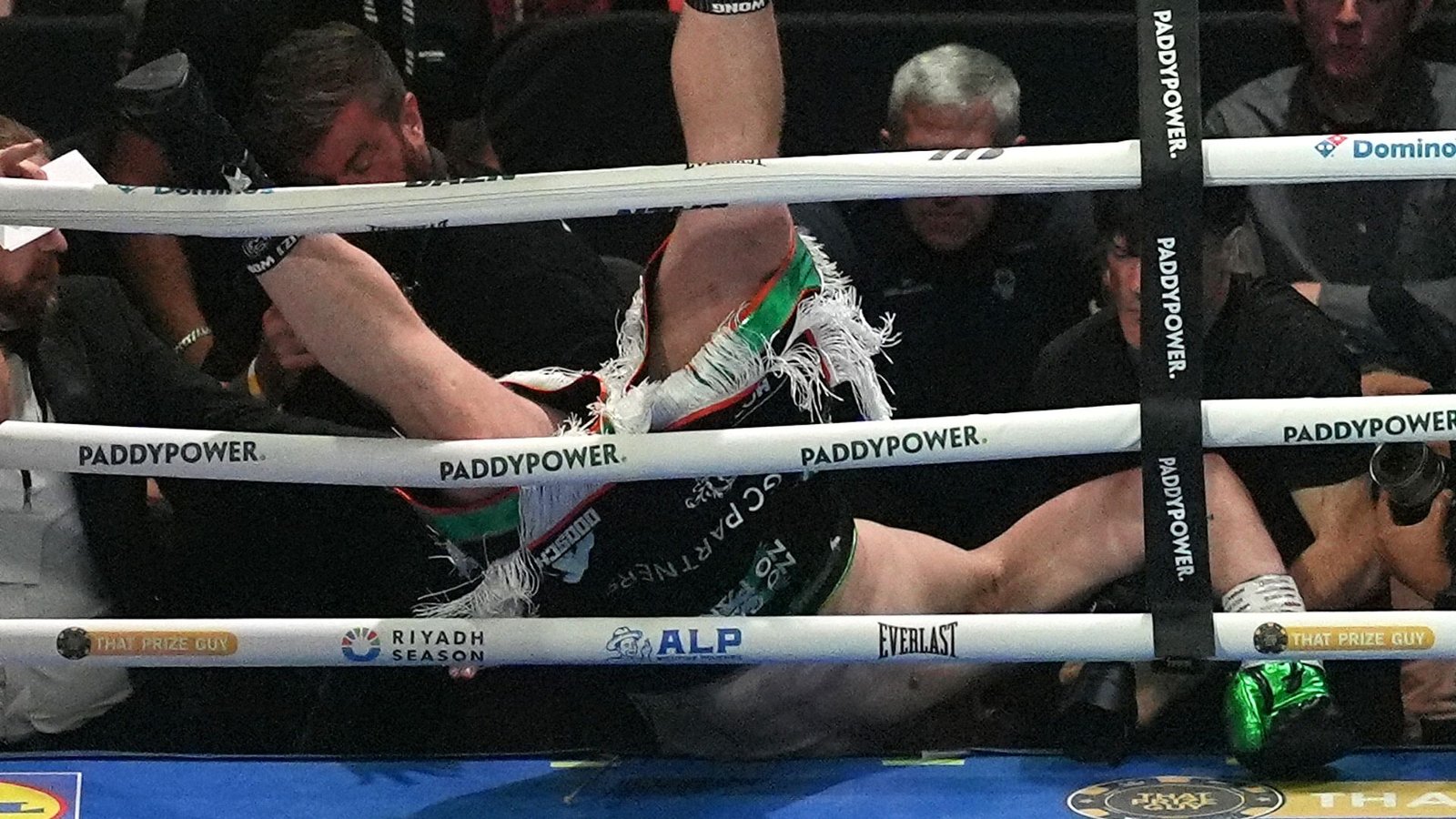 Bizarre No Contest in Allen vs. Carty Heavyweight Clash at Croke Park