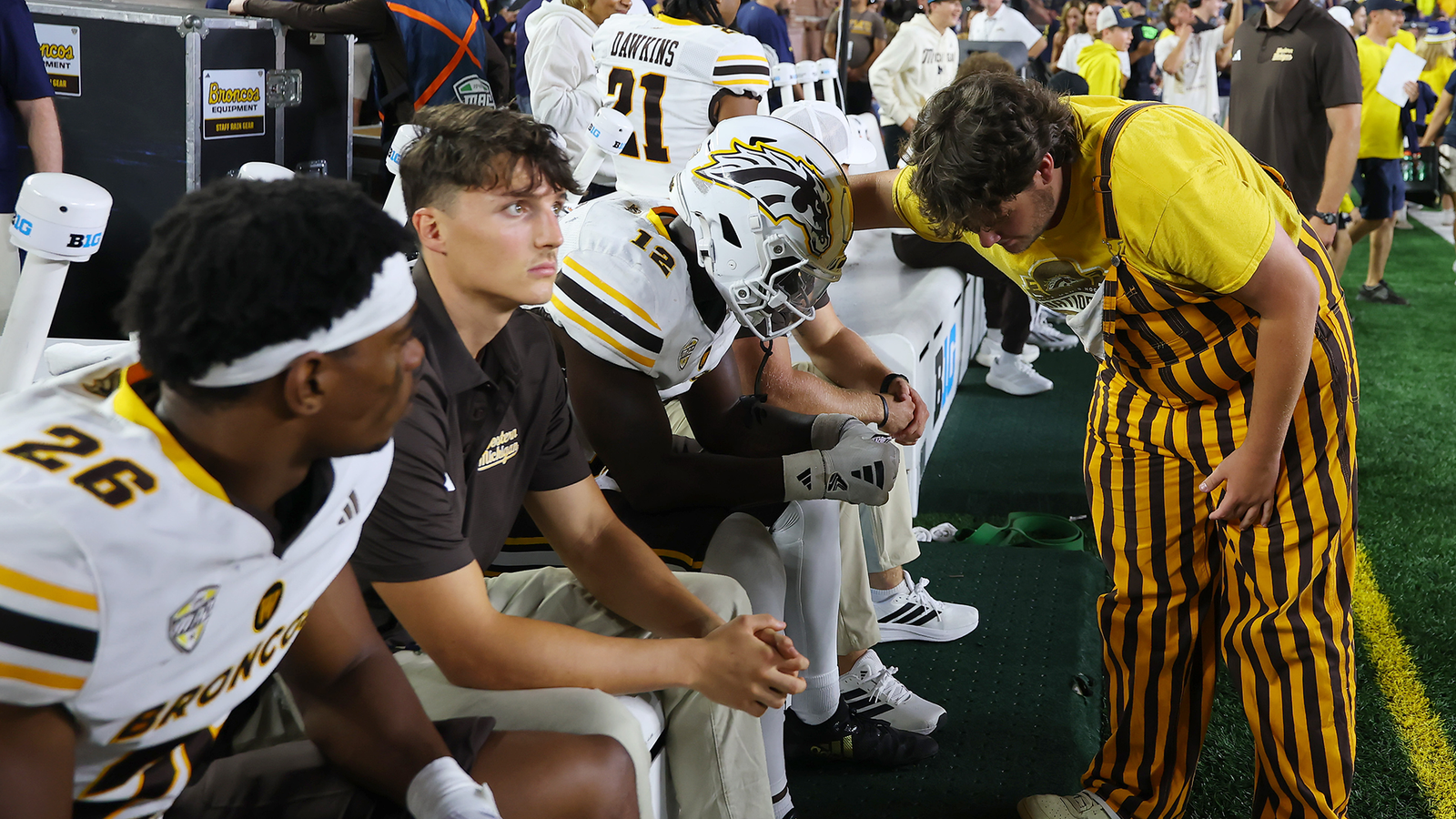 Western Michigan Leaders Accept Controversial Replay Ruling in Loss to Michigan
