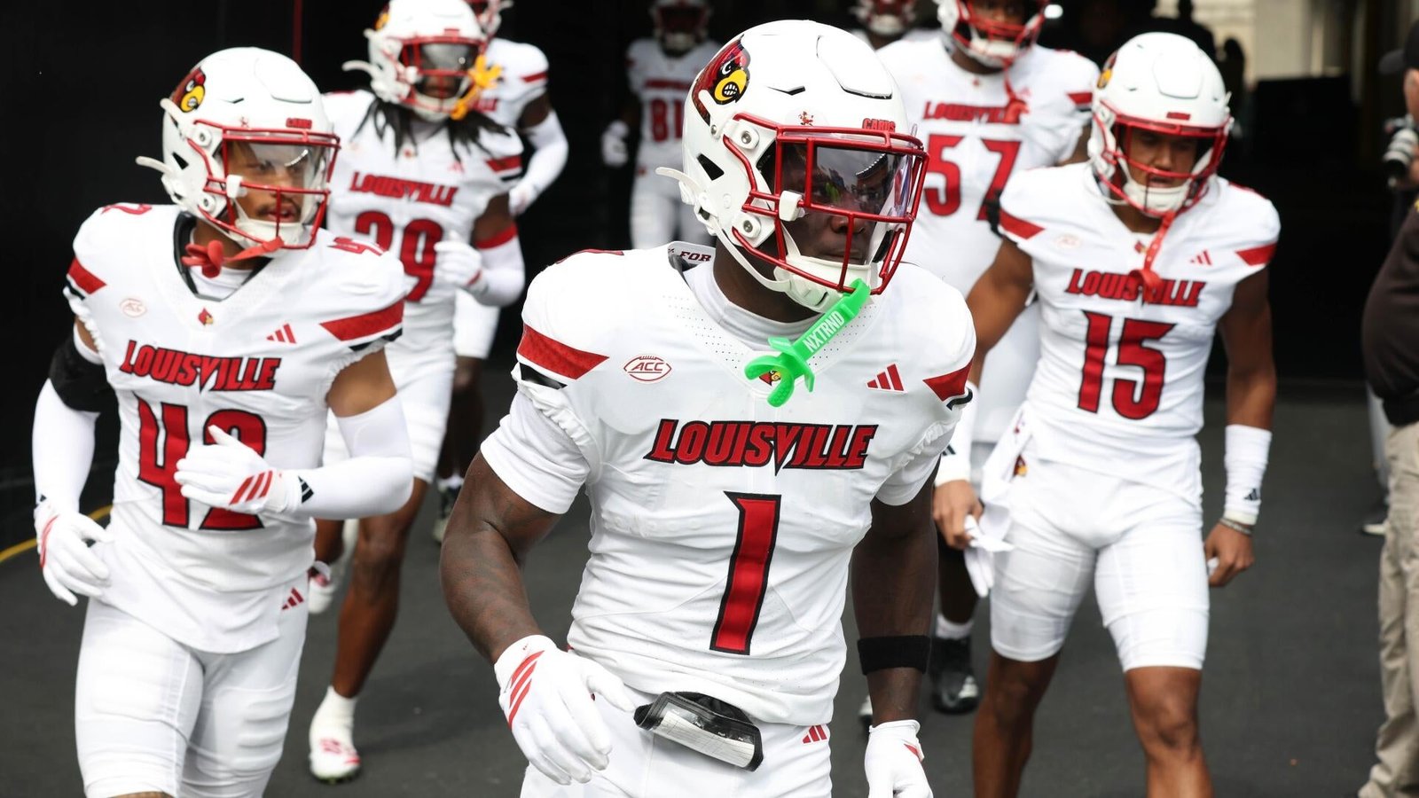 Week 1 College Football Predictions: Ole Miss vs. Louisville and Notre Dame vs. Wisconsin