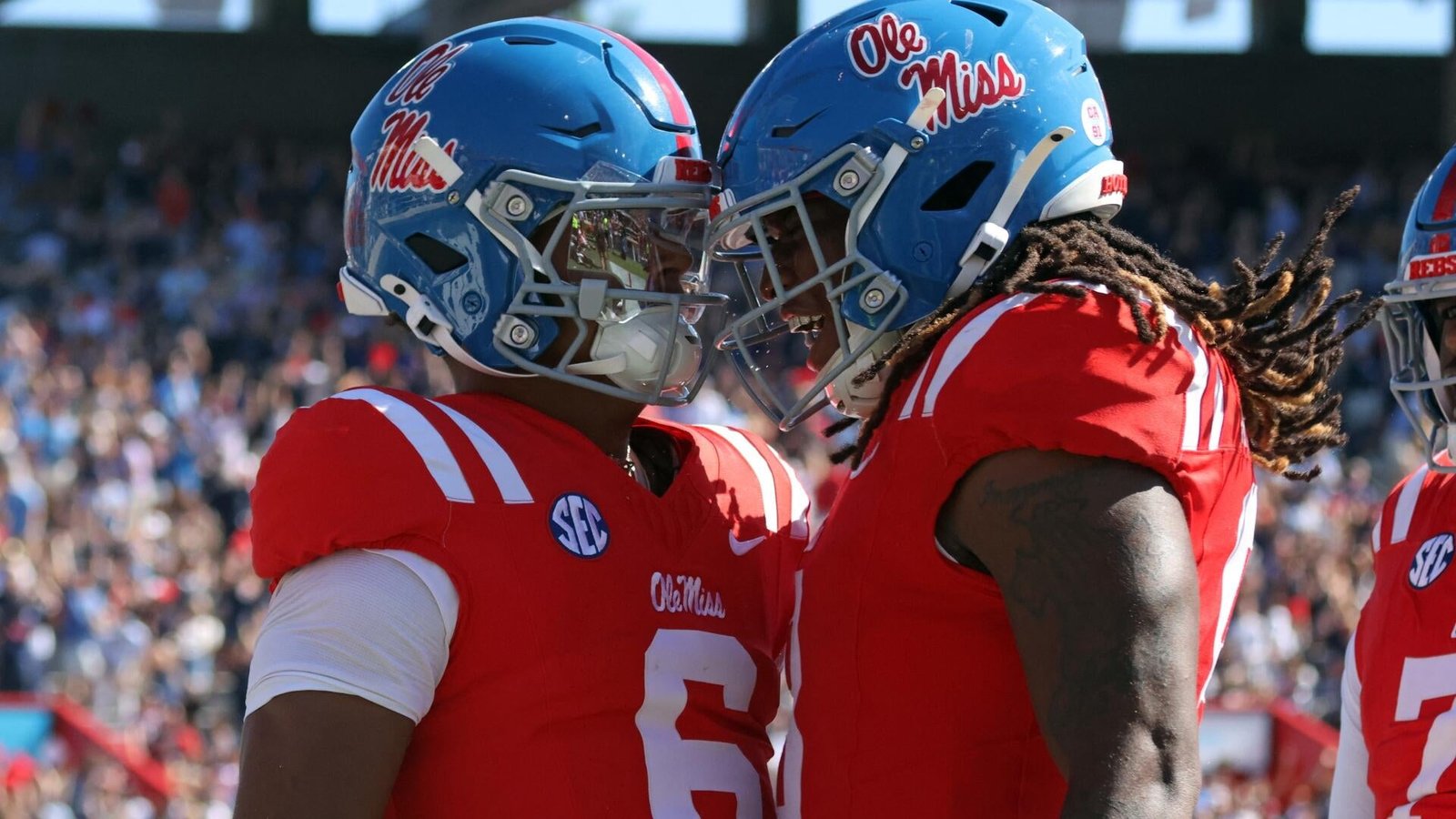 Top Betting Apps and Promotions for Week 1 College Football: Ole Miss vs. Louisville