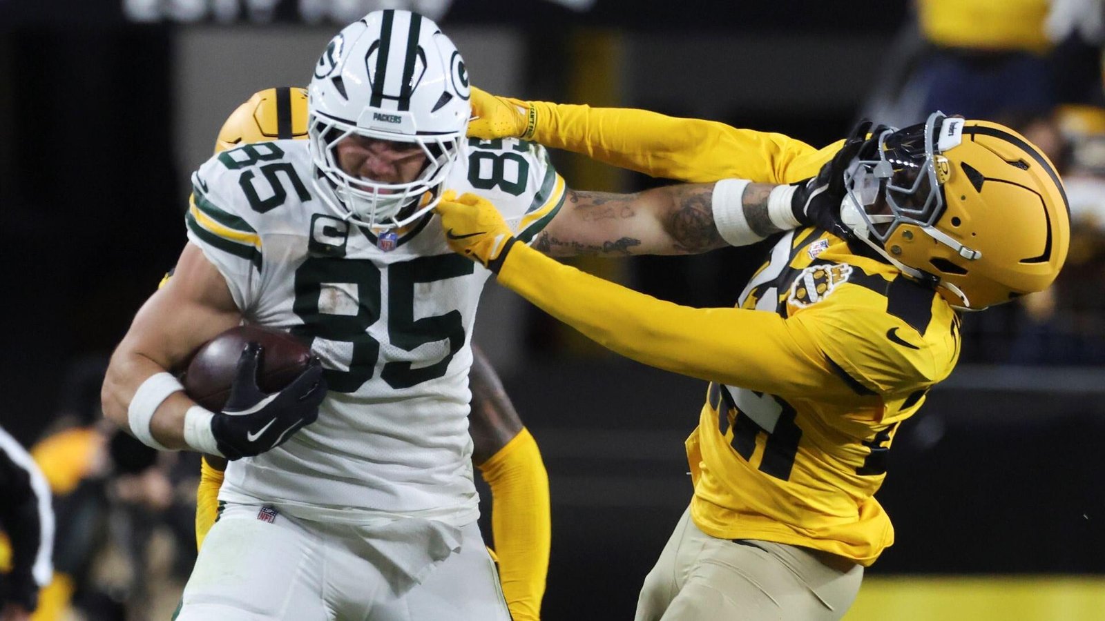 2026 Fantasy Football Draft Guide: Expert Rankings and Strategies Unveiled