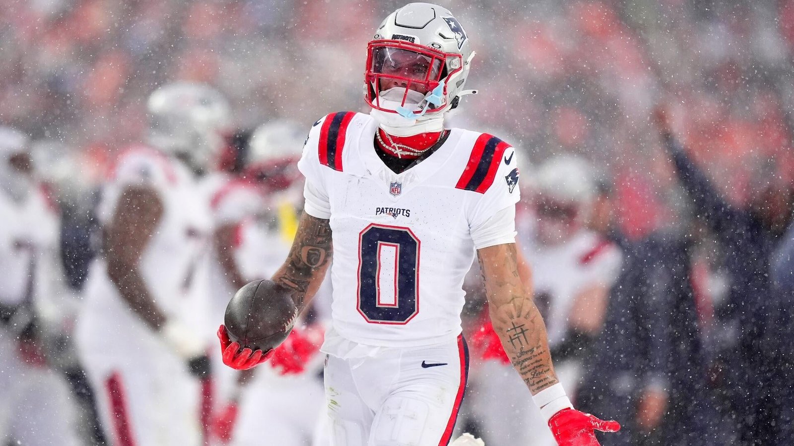 Patriots and Christian Gonzalez Face Contract Negotiation Challenges Ahead of Season