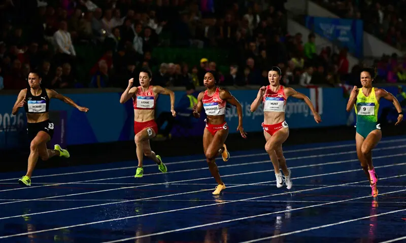 Emmanuel Eseme, Zoe Hobbs shine in Glasgow rain to win Commonwealth Games gold