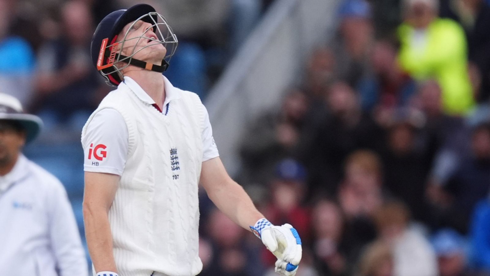 Brilliant Brook misses out on century as England dominate Pakistan