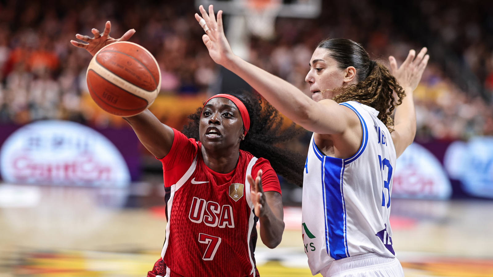 Team USA Edges Past Italy to Secure Spot in Women's World Cup Quarterfinals