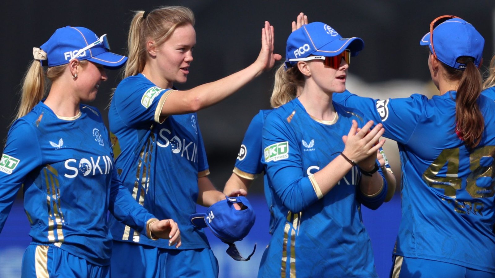 Kerr and Matthews help MI London women to belated first win of season