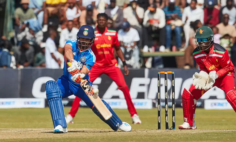 Kishan, Varma hit half centuries as India down Zimbabwe to seal T20 series