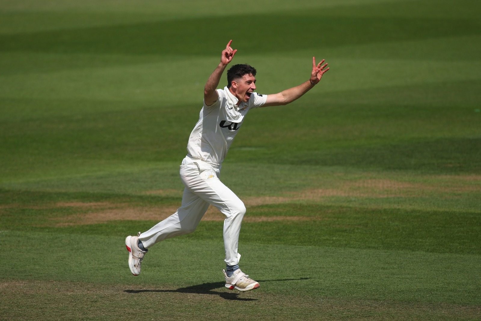 Matthew Fisher's Six-Wicket Haul Puts Surrey in Strong Position Against Yorkshire