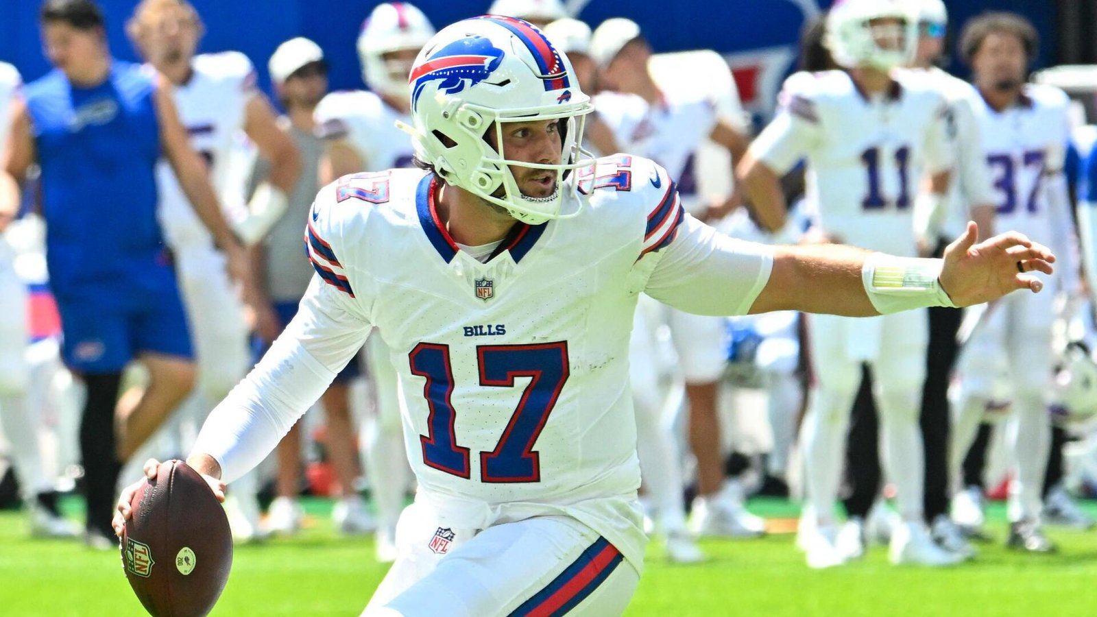 NFL Week 1 Picks: Seahawks Triumph Over Patriots, Bills Snap Losing Streak Against Texans